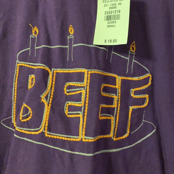 Hollister tee shirt. New with tags - Picture 2 of 2